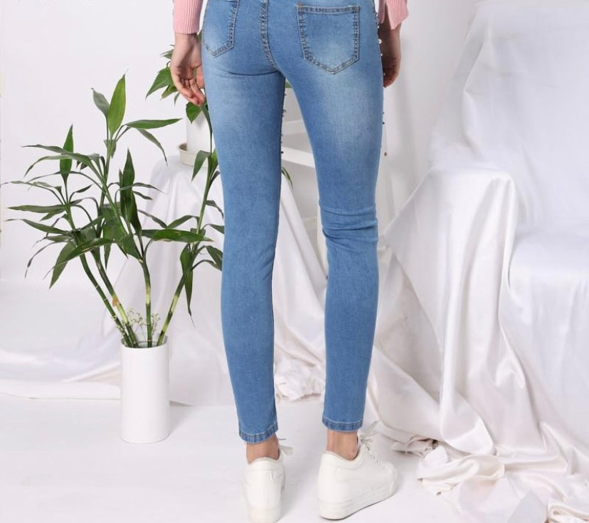 “Ms Pearly” Jeans